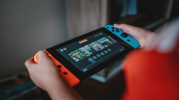 Risparmiare sui giochi per Nintendo Switch negli eShop esteri